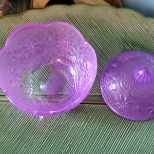 Lilac Glass Dish with lid